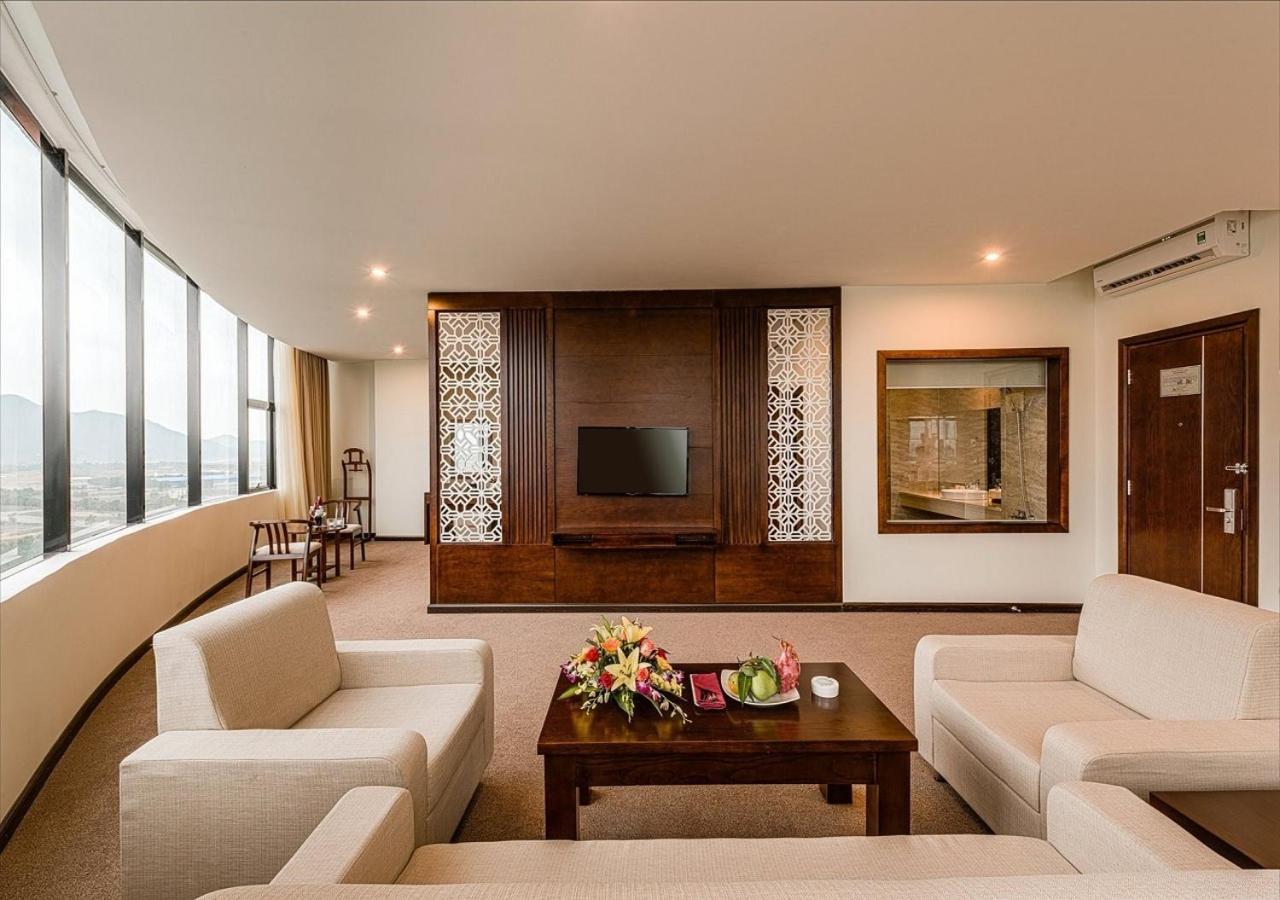 Muong Thanh Grand Ha Tinh Hotel Kỳ Anh Esterno foto